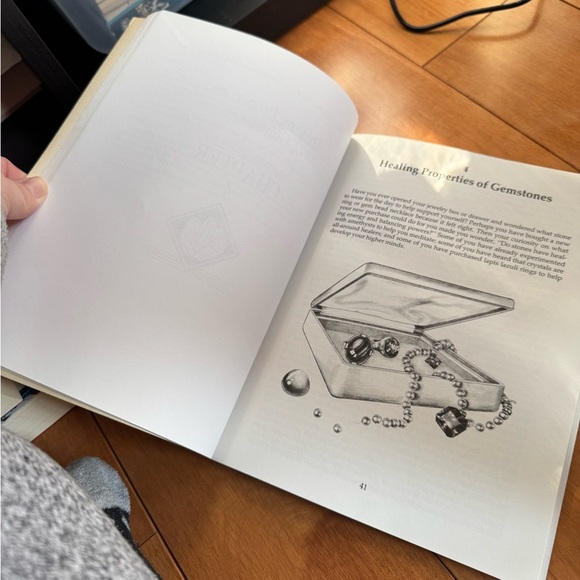 Vintage Stone Power Book by Dorothee L. Mella - Picture 3 of 6